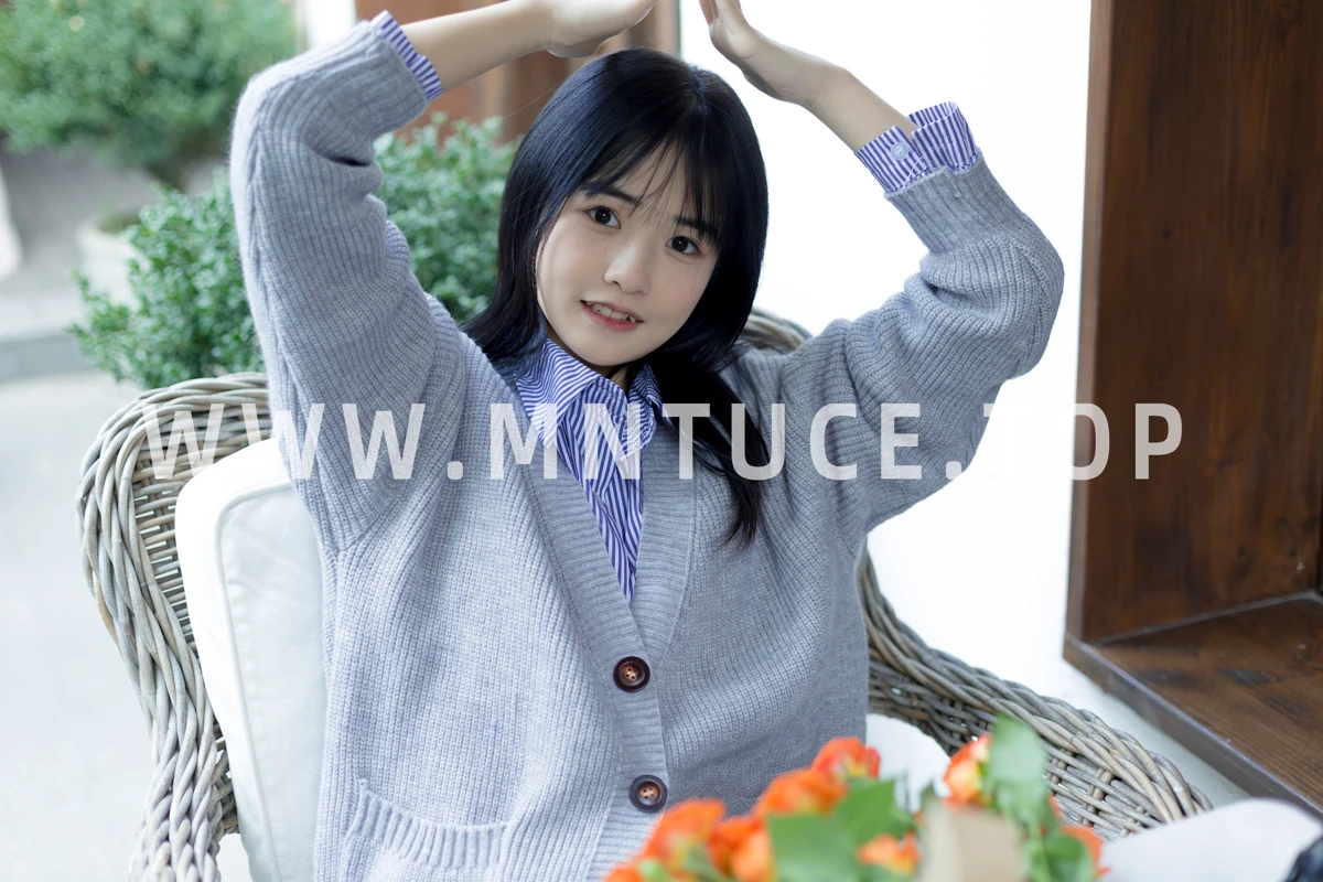 [艺图语] 2023.02.01 Vol.2943 面包和鲜花 小怡妹妹cute#[28P]-1