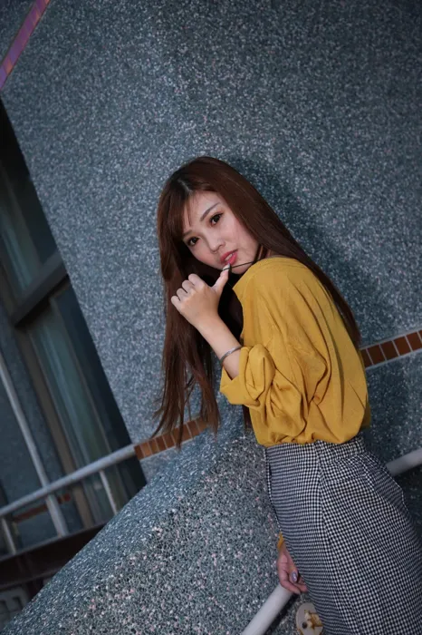 [Mzsock] NO.053 Katie's skirt swaying, high heels and beautiful legs travel photo street photography#[50P]-9