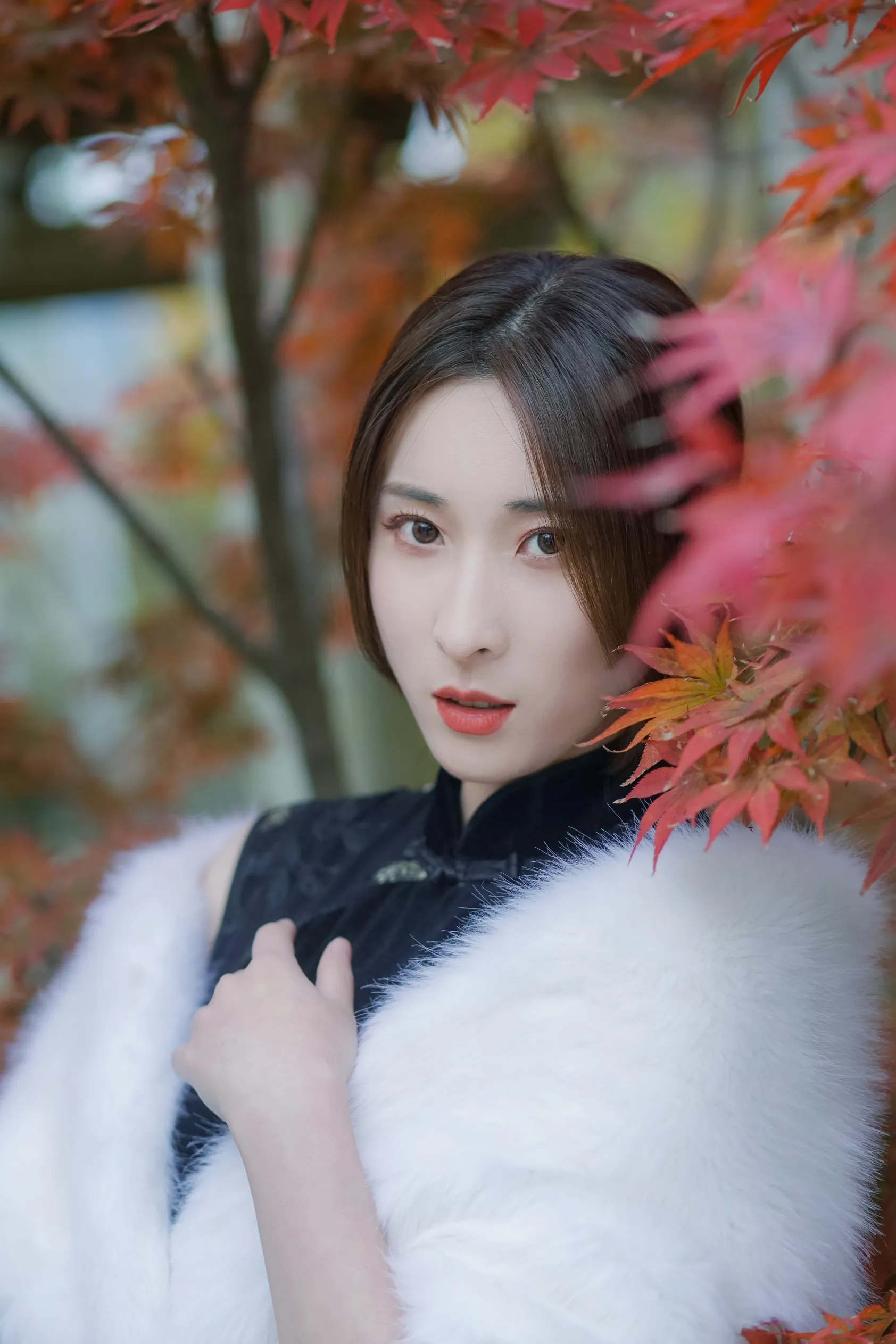 [艺图语] 2022.12.05 Vol.2603 – 红枫 阿音#[23P]-3