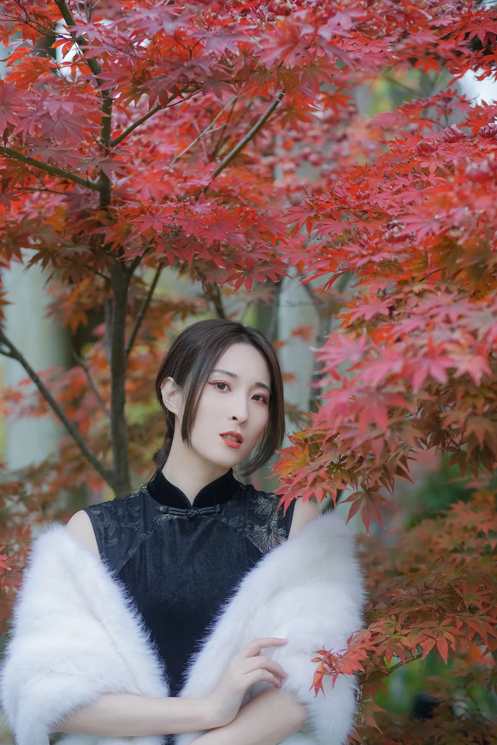 [艺图语] 2022.12.05 Vol.2603 – 红枫 阿音#[23P]-4