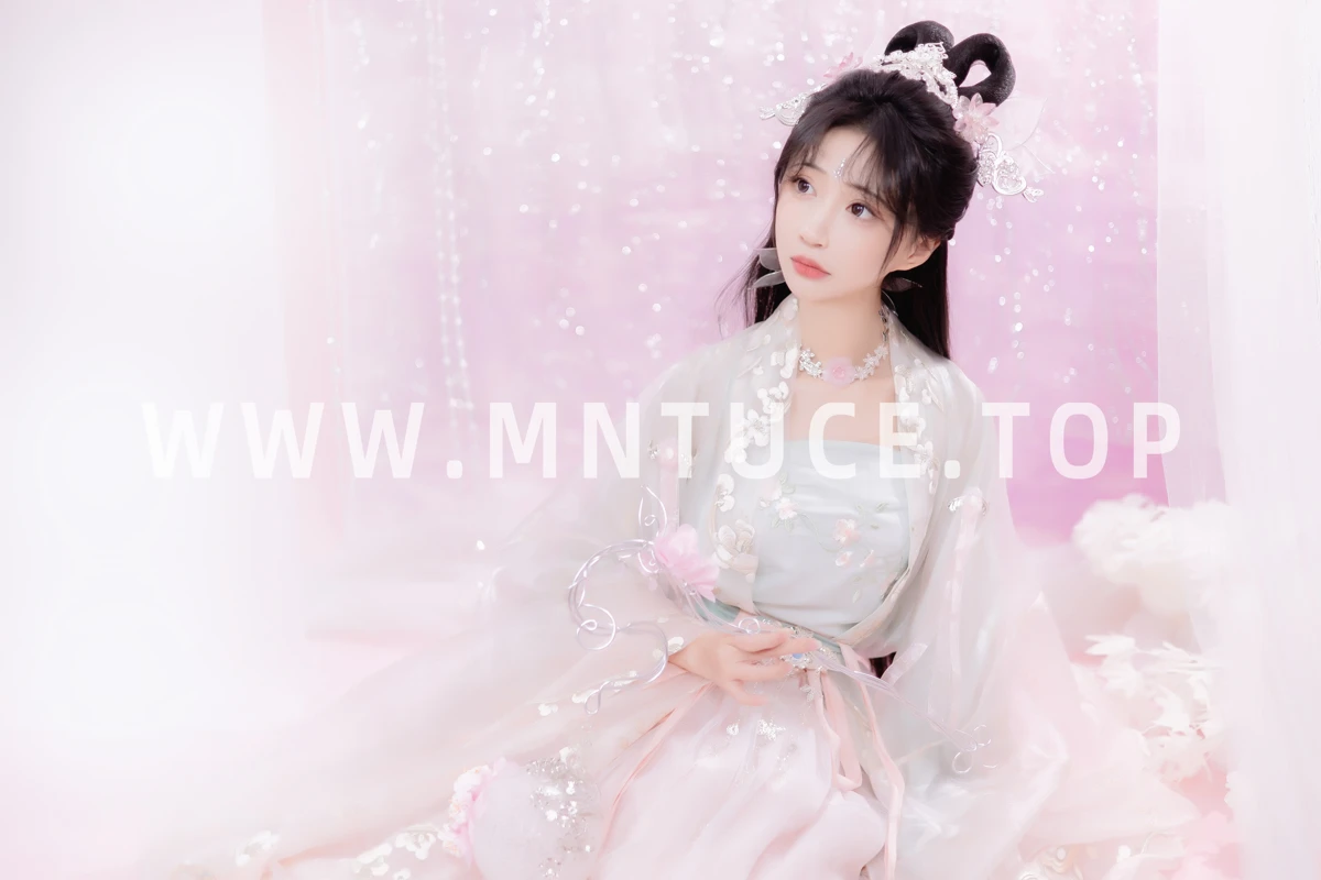 [YITUYU] 2023.02.06 Vol.2983 Stars and Moon Fall -Qiluosheng’s little Susu-#[28P]-1