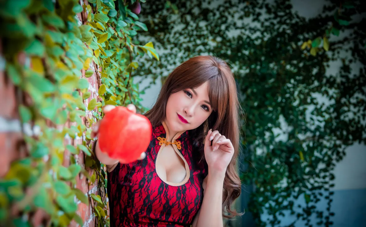 [Mzsock] NO.177 Wu Yuqi Red Flower Short Cheongsam High Heels Beautiful Legs street photography#[105P]-2
