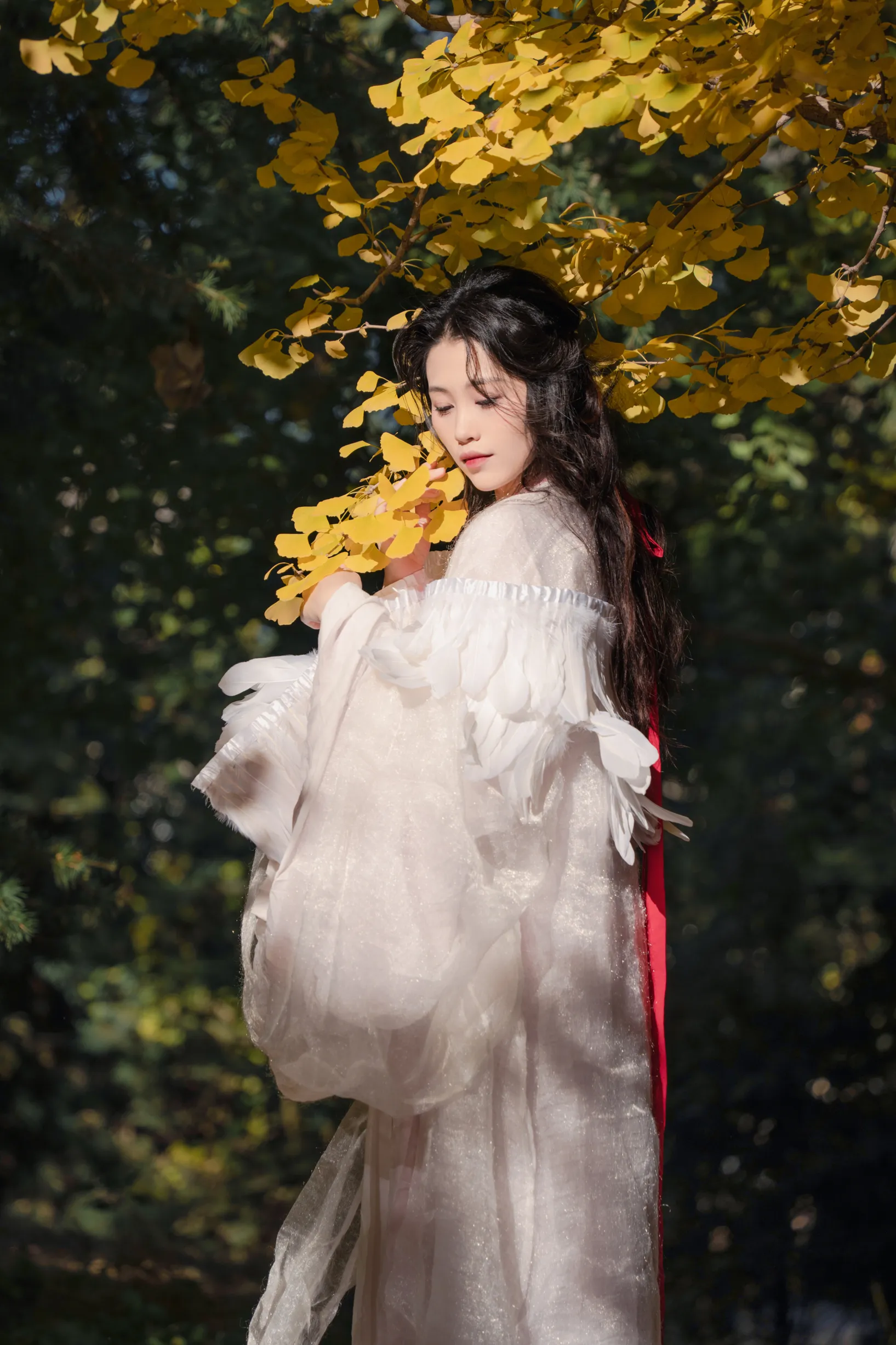 [YITUYU] 2022.11.30 Vol.2568 – Ginkgo Green Frost Goose#[26P]-2