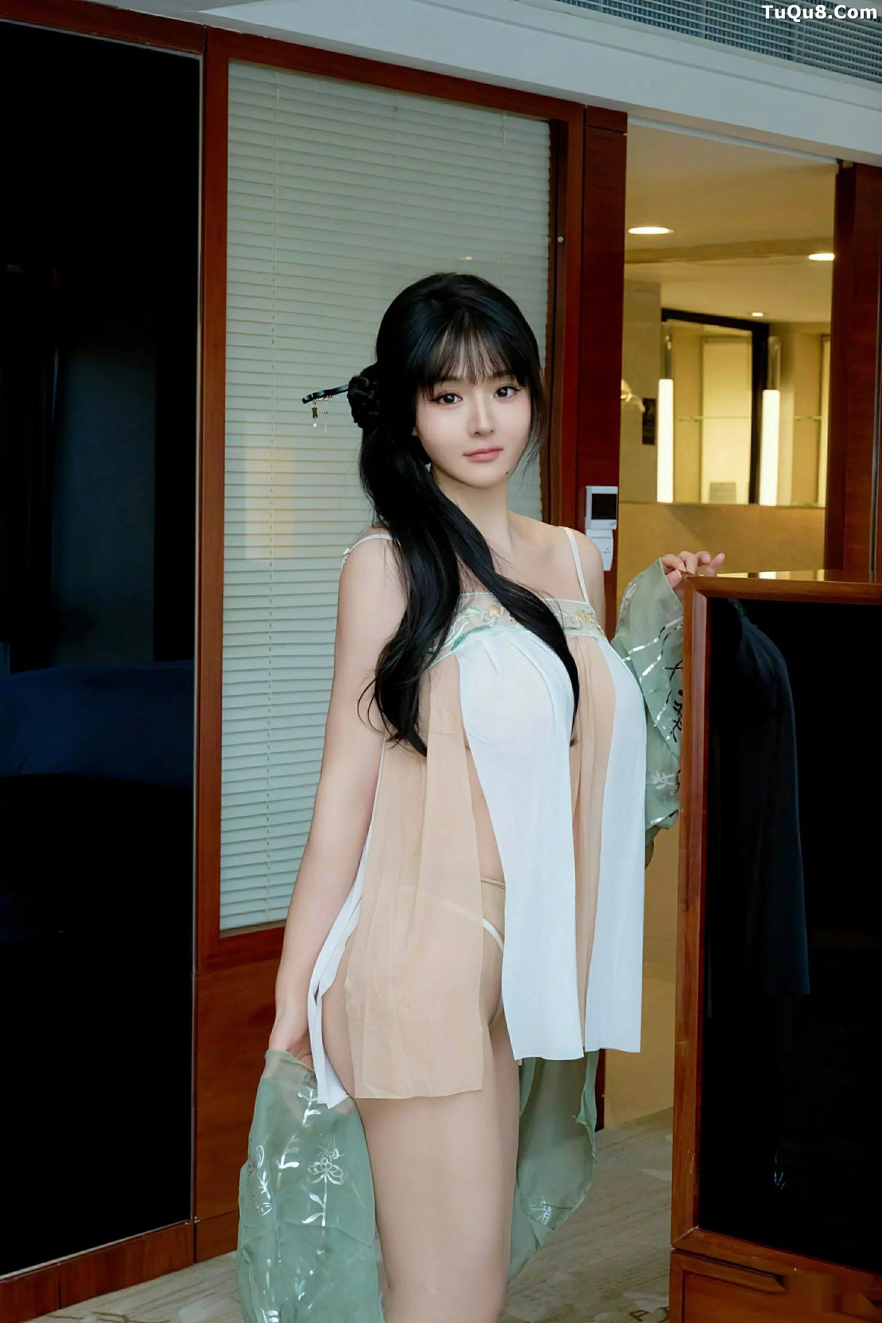 [秀人网] 2025.09.28 No.10818 沈南汐#[56P]-3