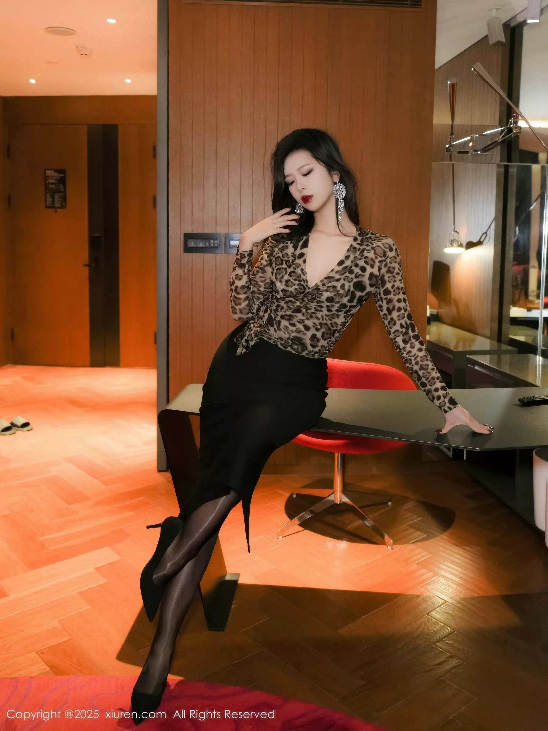 [秀人网] 2025.10.23 No.10901 玫瑰我爱你#[63P]-3