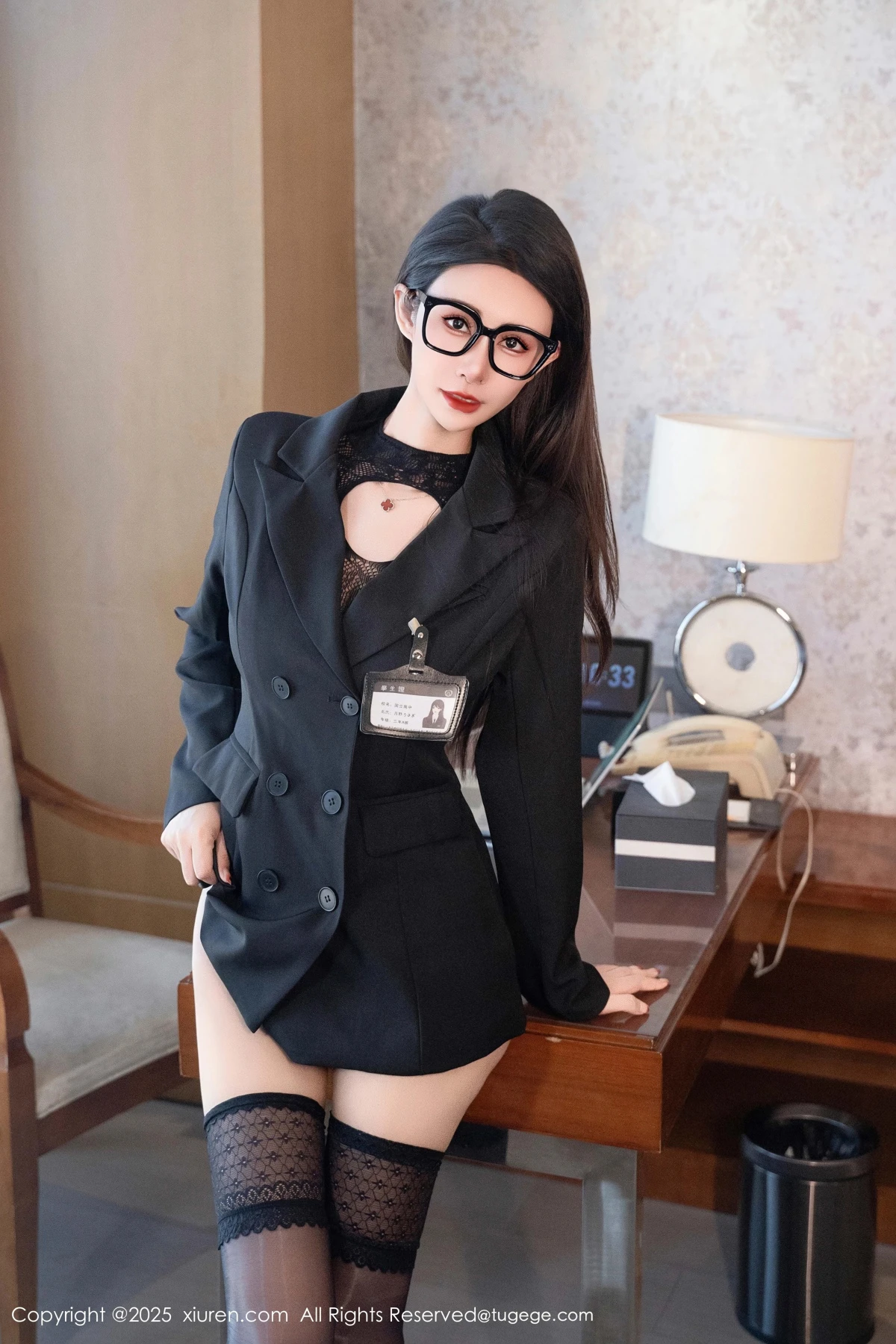 [秀人网] 2025.04.01 No.10095 艺艺yiyi#[99P]-1