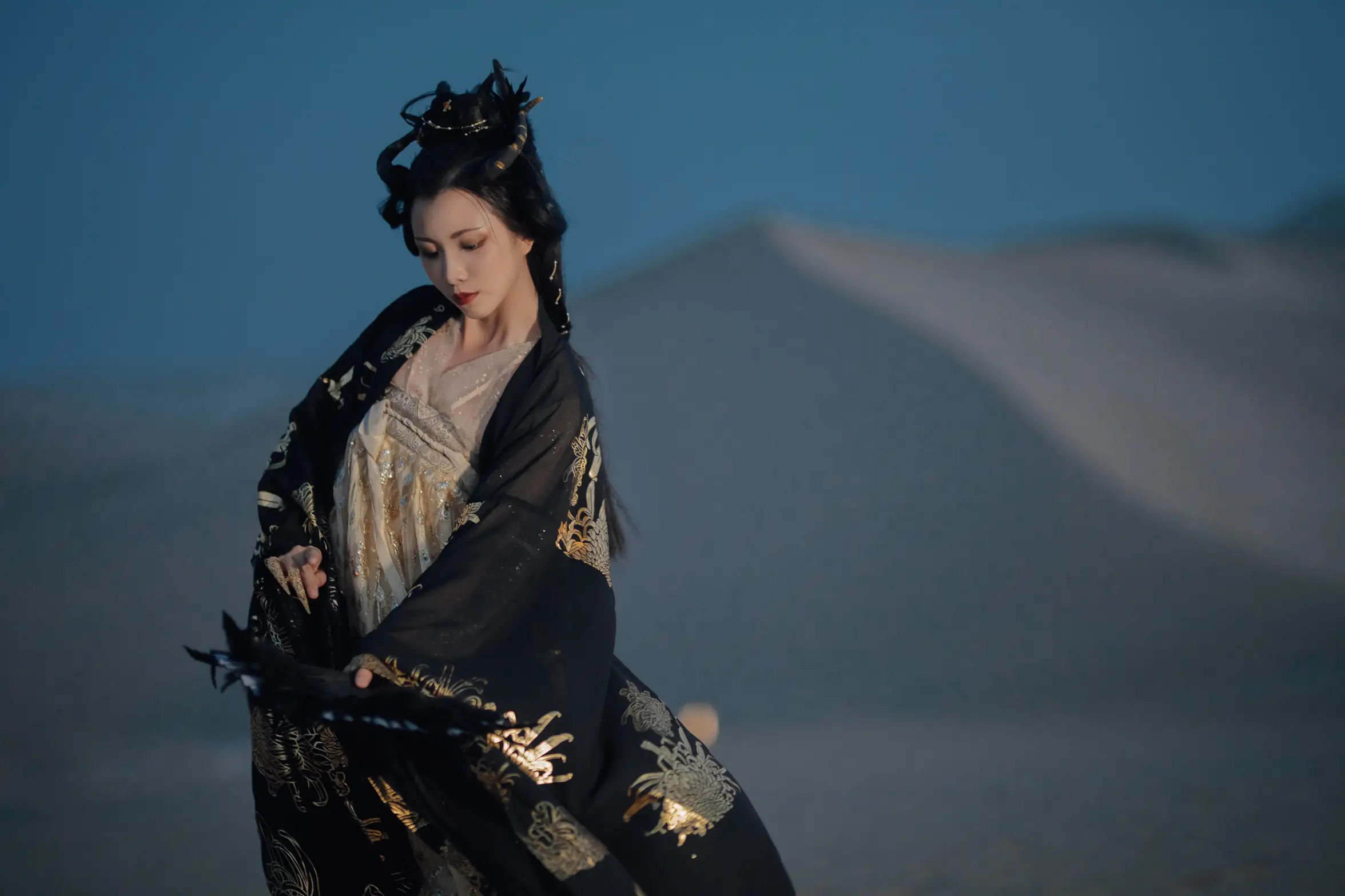 [艺图语] 2022.08.09 Vol.1663 – 沙妖 公孙凭#[23P]-1