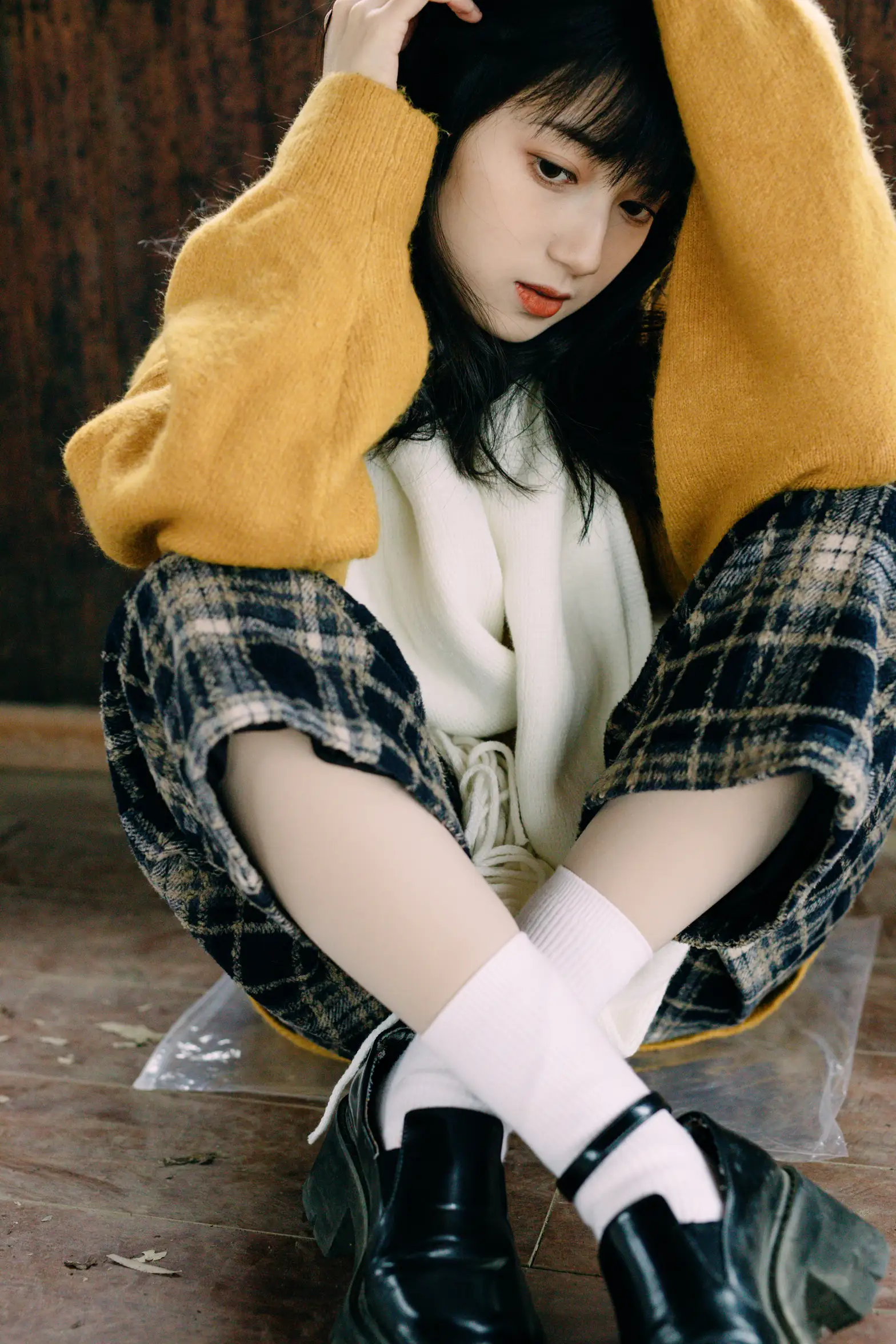 [艺图语] 2021.12.07 Vol.485 – 阴天小木屋 月半了吧#[32P]-9
