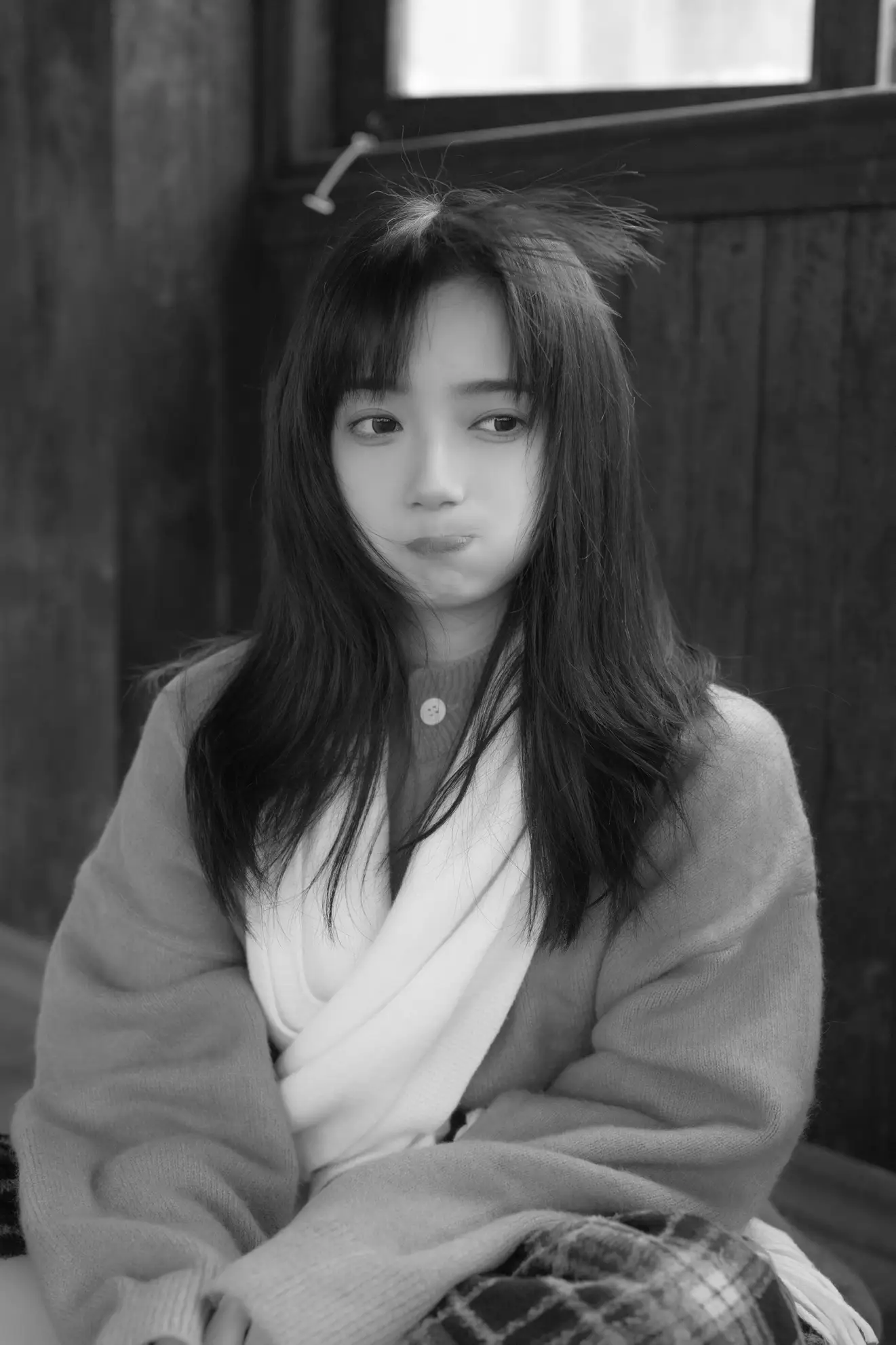 [艺图语] 2021.12.07 Vol.485 – 阴天小木屋 月半了吧#[32P]-2