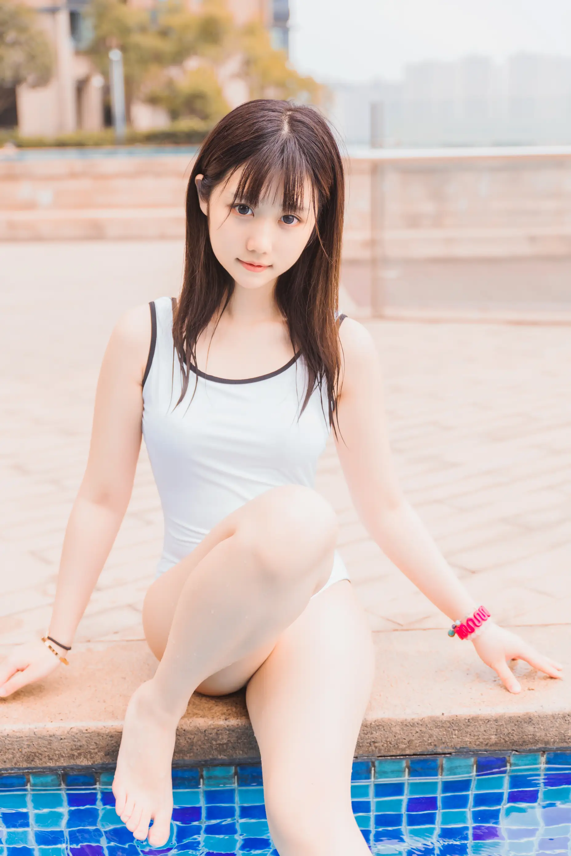[艺图语] 2022.08.29 Vol.1817 – 纯白泳池 镜酱_#[26P]-4