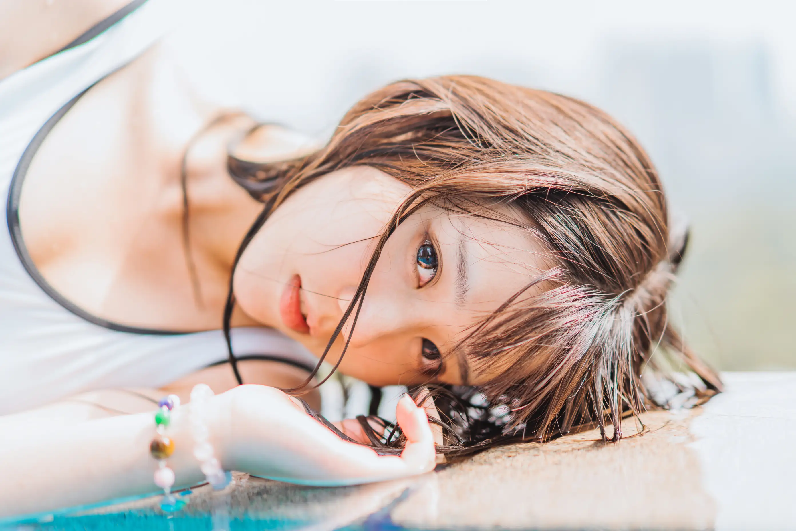 [艺图语] 2022.08.29 Vol.1817 – 纯白泳池 镜酱_#[26P]-5