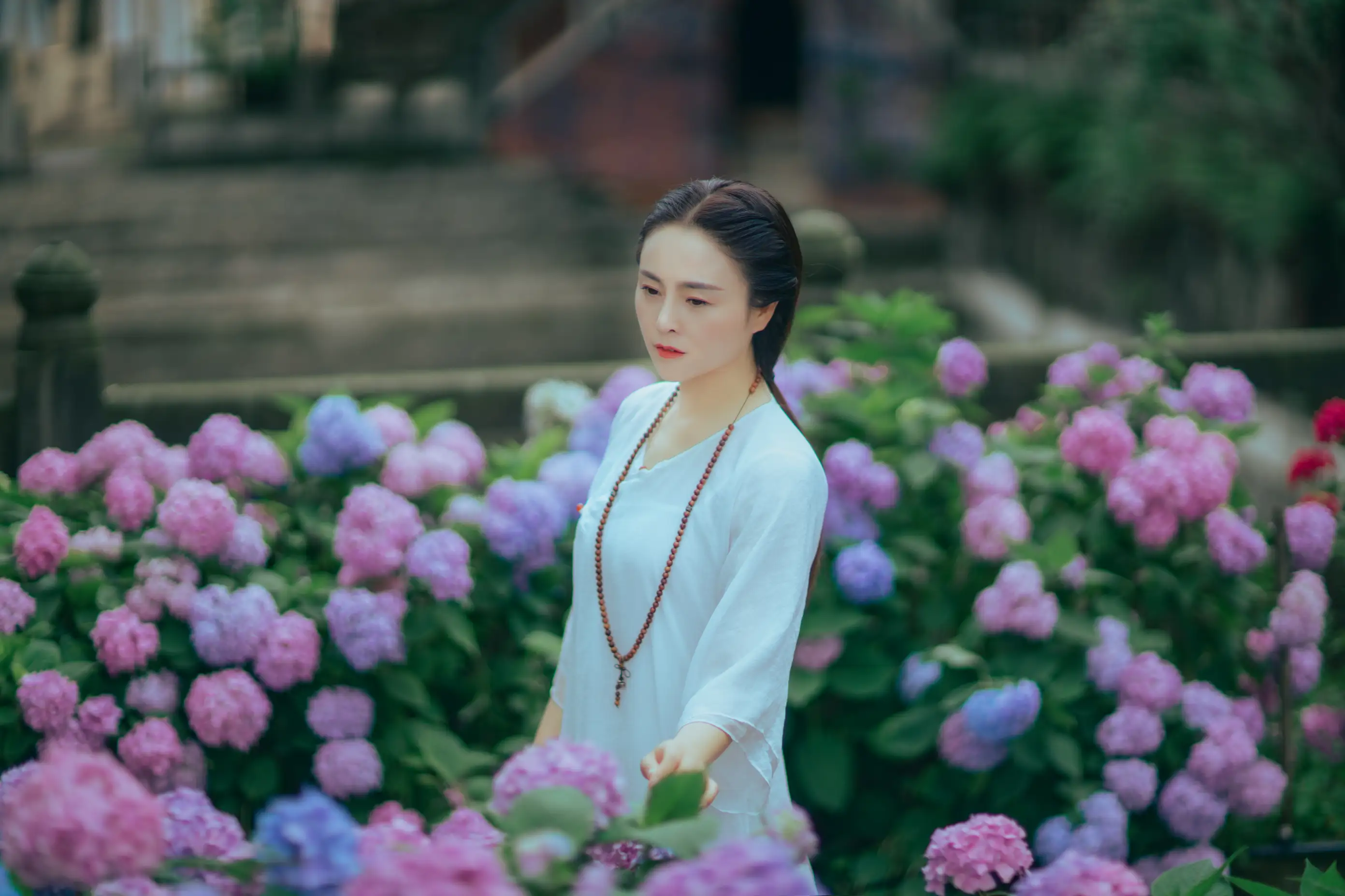 [艺图语] 2022.07.19 Vol.1525 – 熏风入花林 妙言#[46P]-1