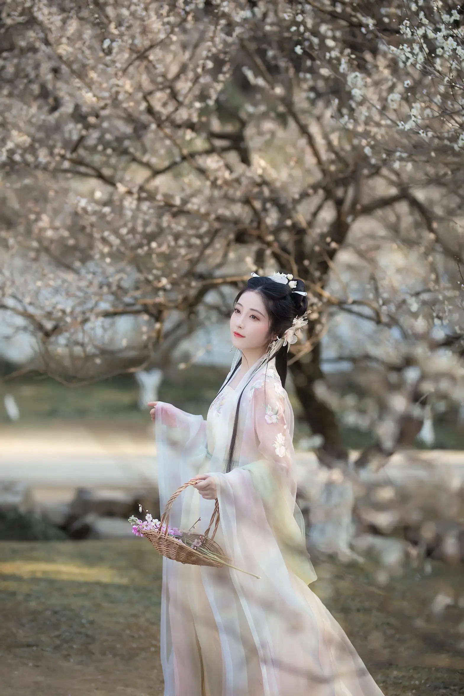 [艺图语] 2022.06.04 Vol.1075 – 暗香 小温暖想要个大太阳#[22P]-2