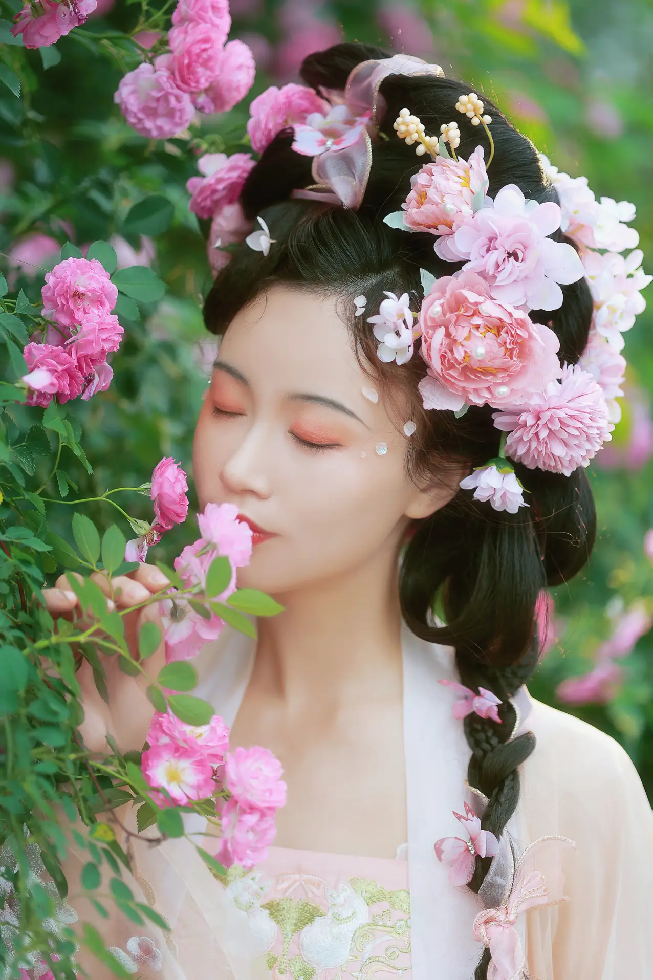 [艺图语] 2022.06.18 Vol.1217 – 蔷薇花神 笑笑#[35P]-1