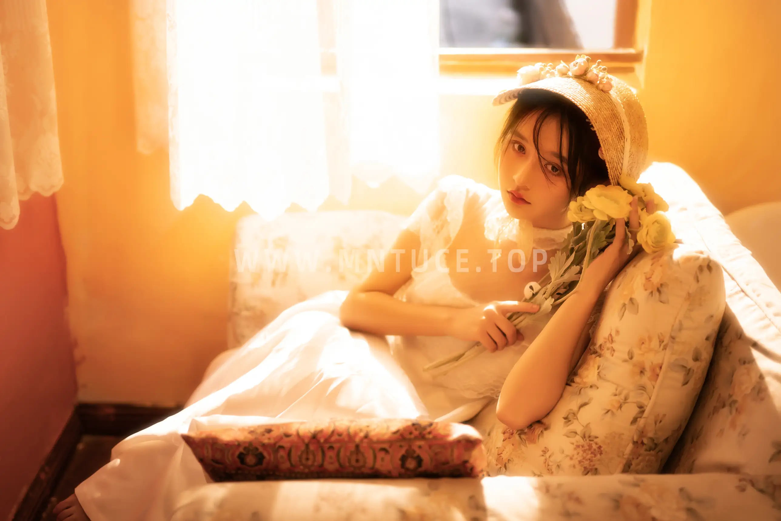 [艺图语] 2022.06.10 Vol.1138 – 秋意渐浓 奶文文#[29P]-8