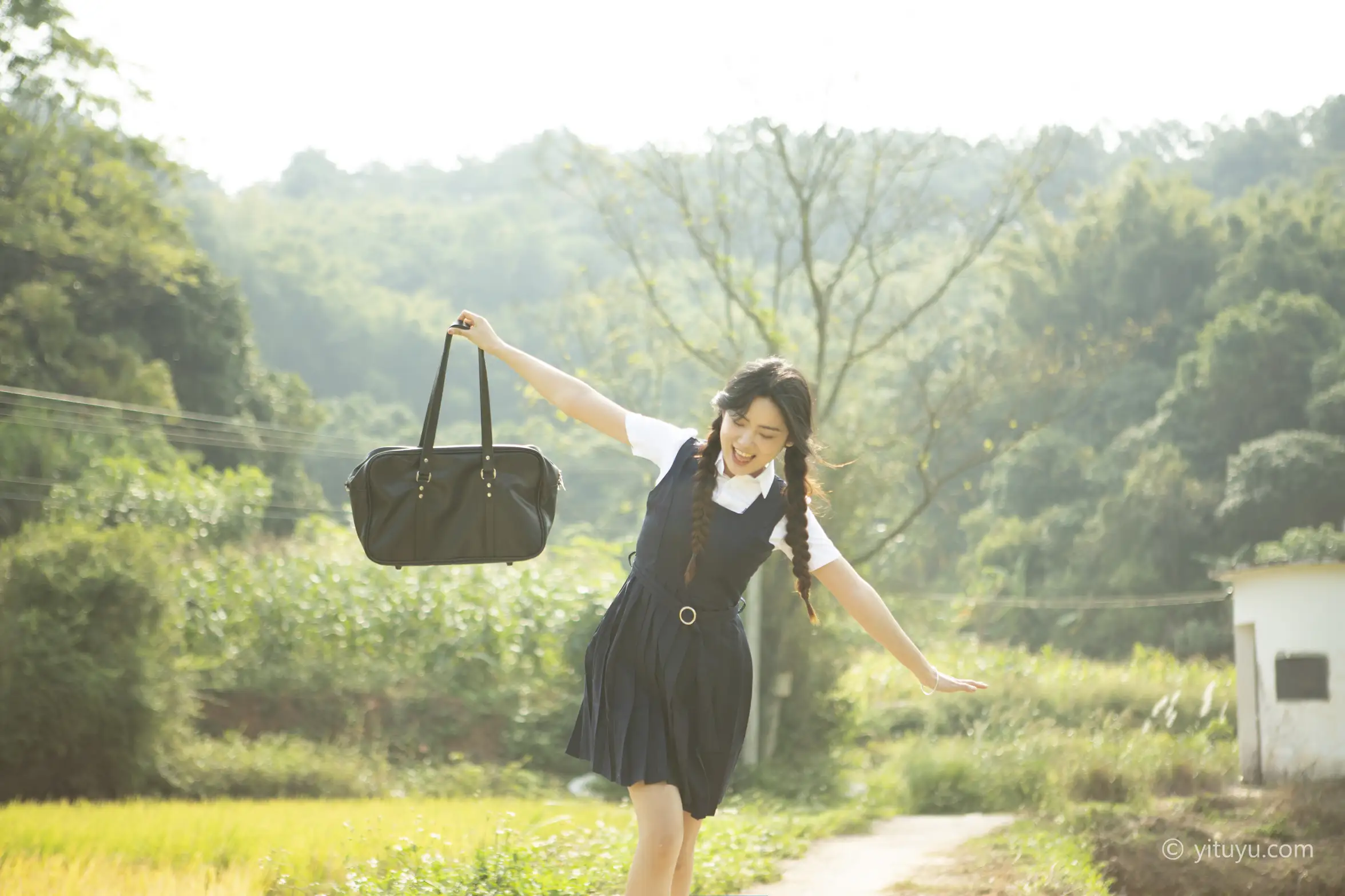 [艺图语] 2021.03.12 Vol.021 黄子卿#[31P]-4