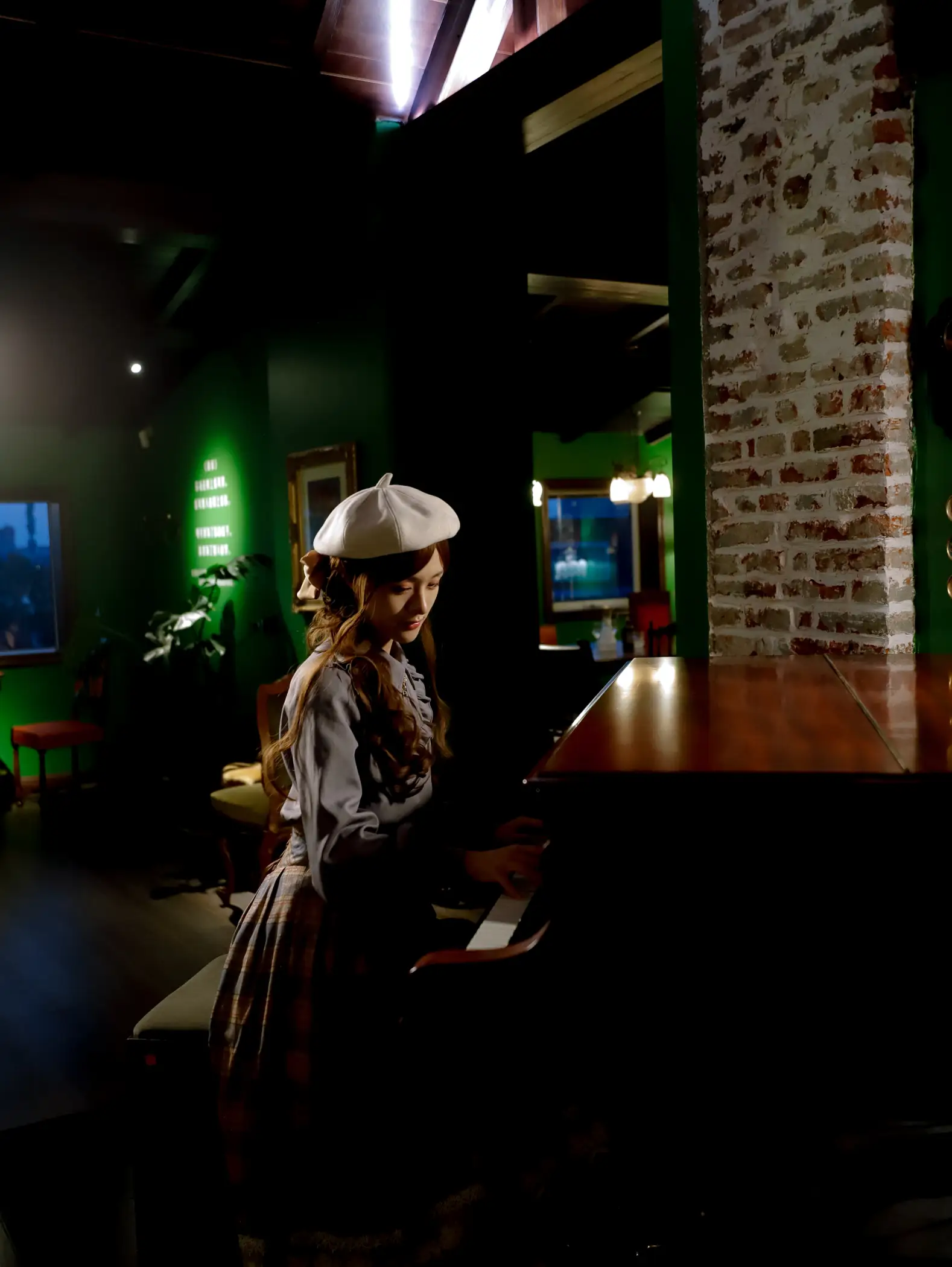 [YITUYU] 2022.09.20 Vol.1993 – Museum Diary Warmth#[22P]-1