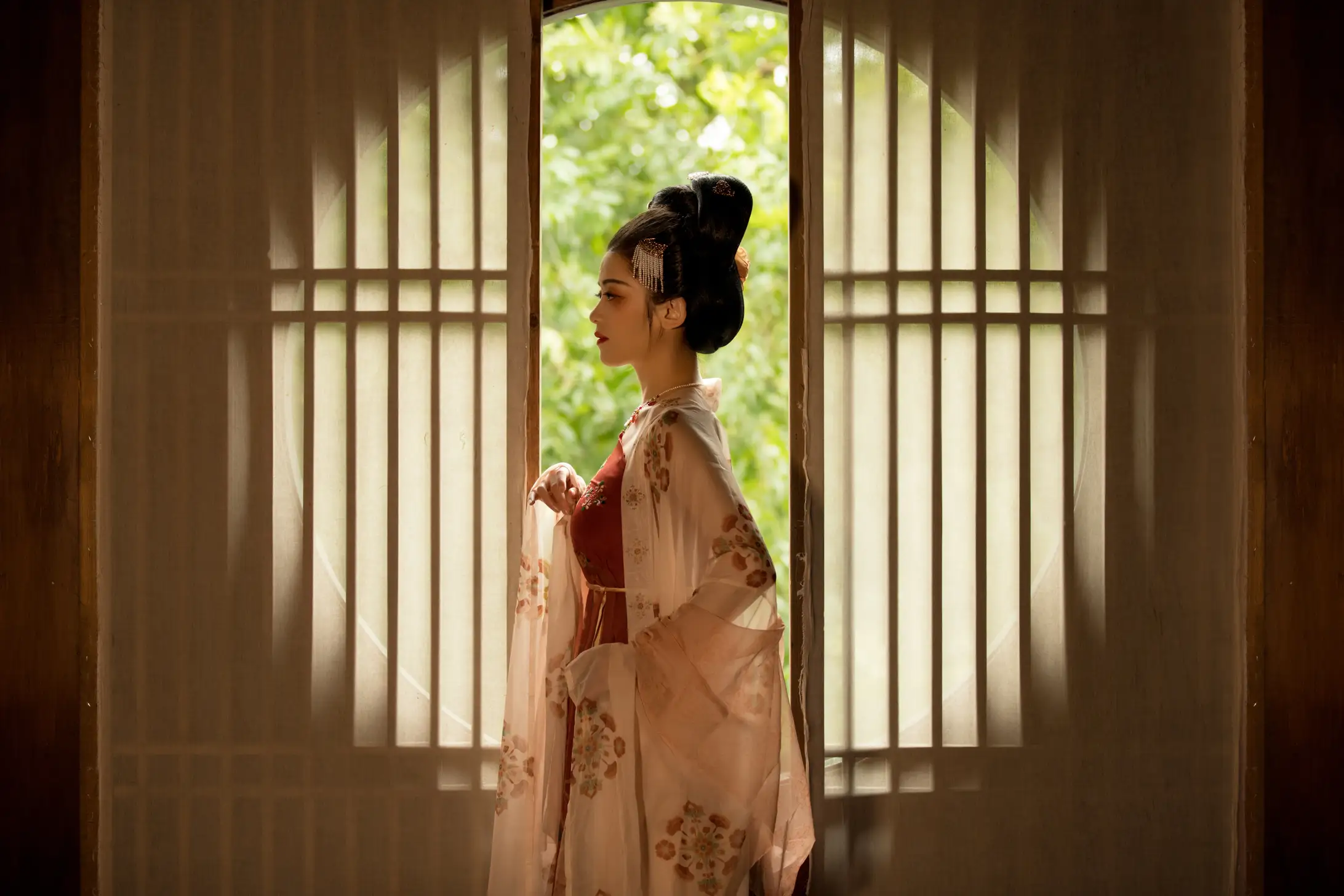 [艺图语] 2022.07.06 Vol.1395 – 阙楼霓裳 清沅斋#[43P]-5