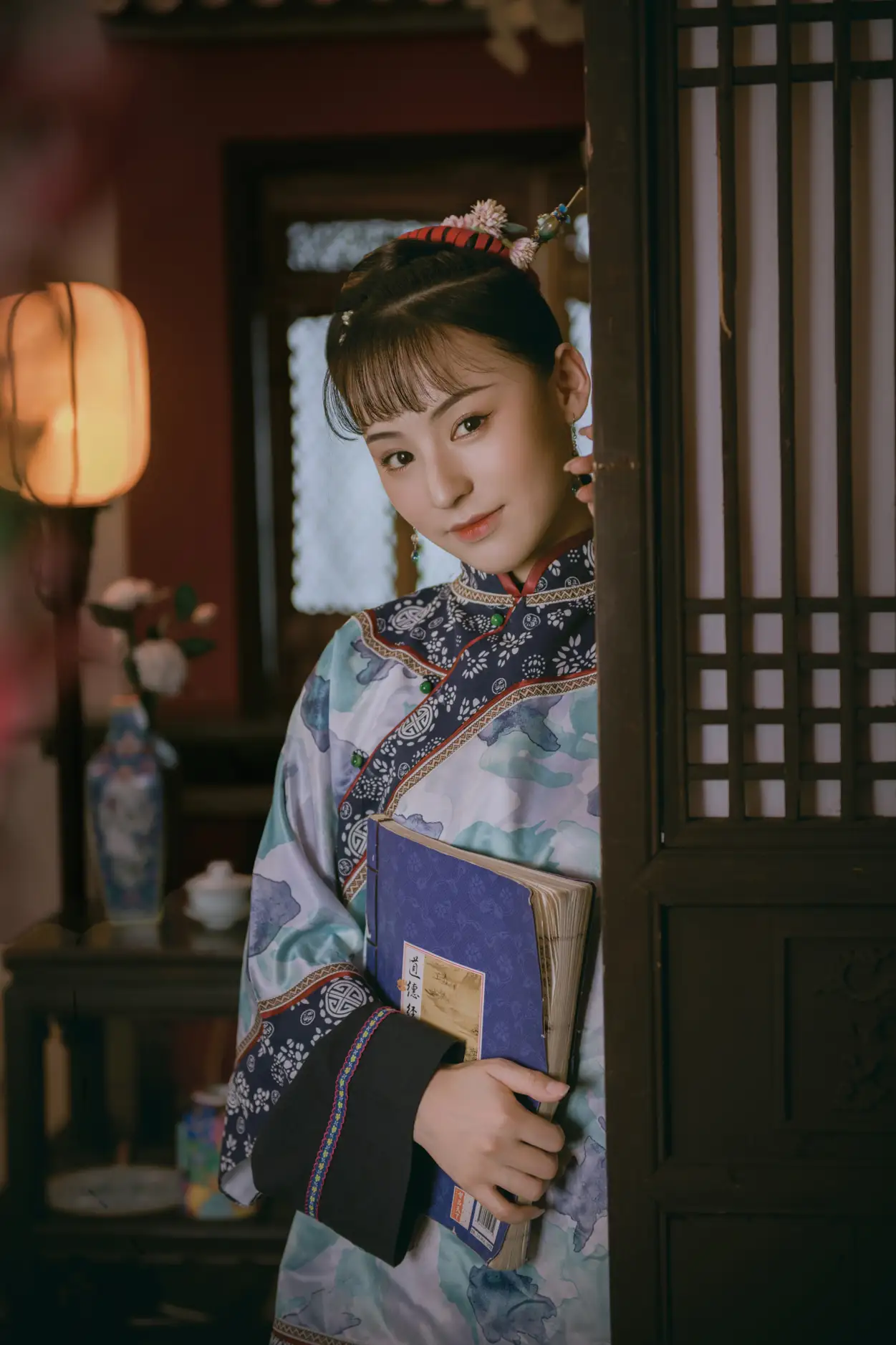 [YITUYU] 2022.02.20 Vol.829 – Jing Nu Song Manman#[22P]-2