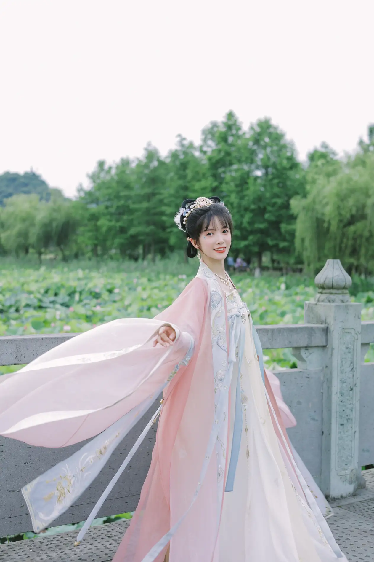 [艺图语] 2022.07.28 Vol.1560 – 粉色娇嫩 一只阿梦崽#[41P]-5