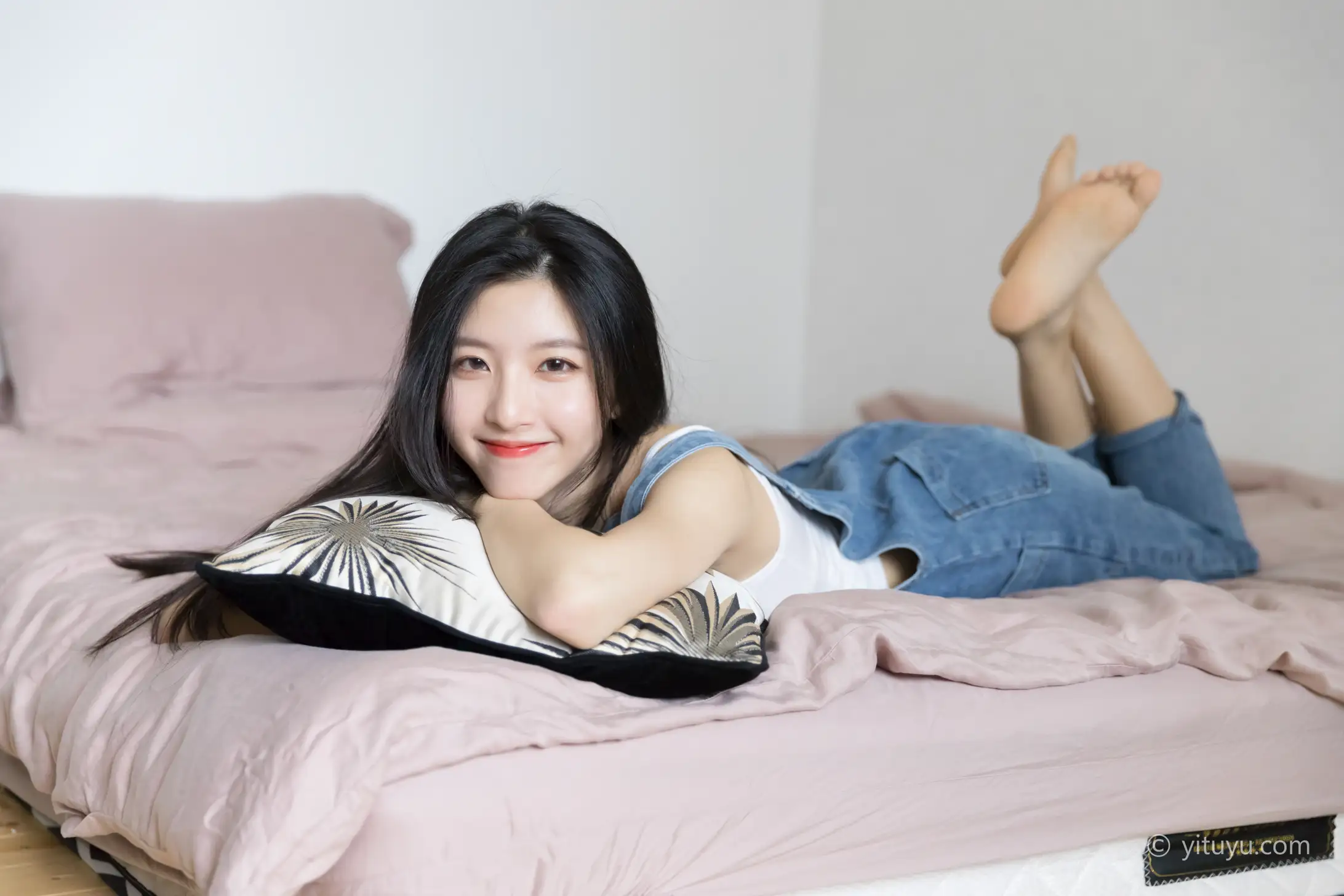 [艺图语] 2021.04.21 Vol.043 – 蓝色牛仔裤 小铟#[25P]-2