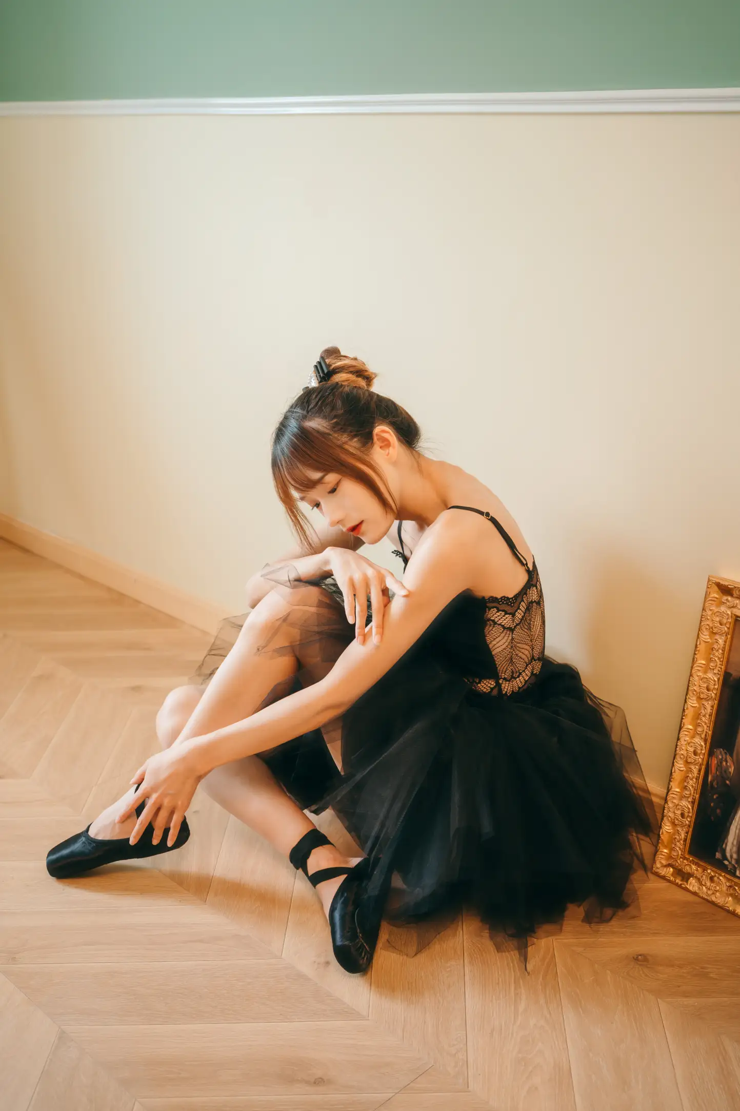 [艺图语] 2022.09.07 Vol.1895 – 足尖上的温柔 兔子Zzz不吃胡萝卜#[22P]-2