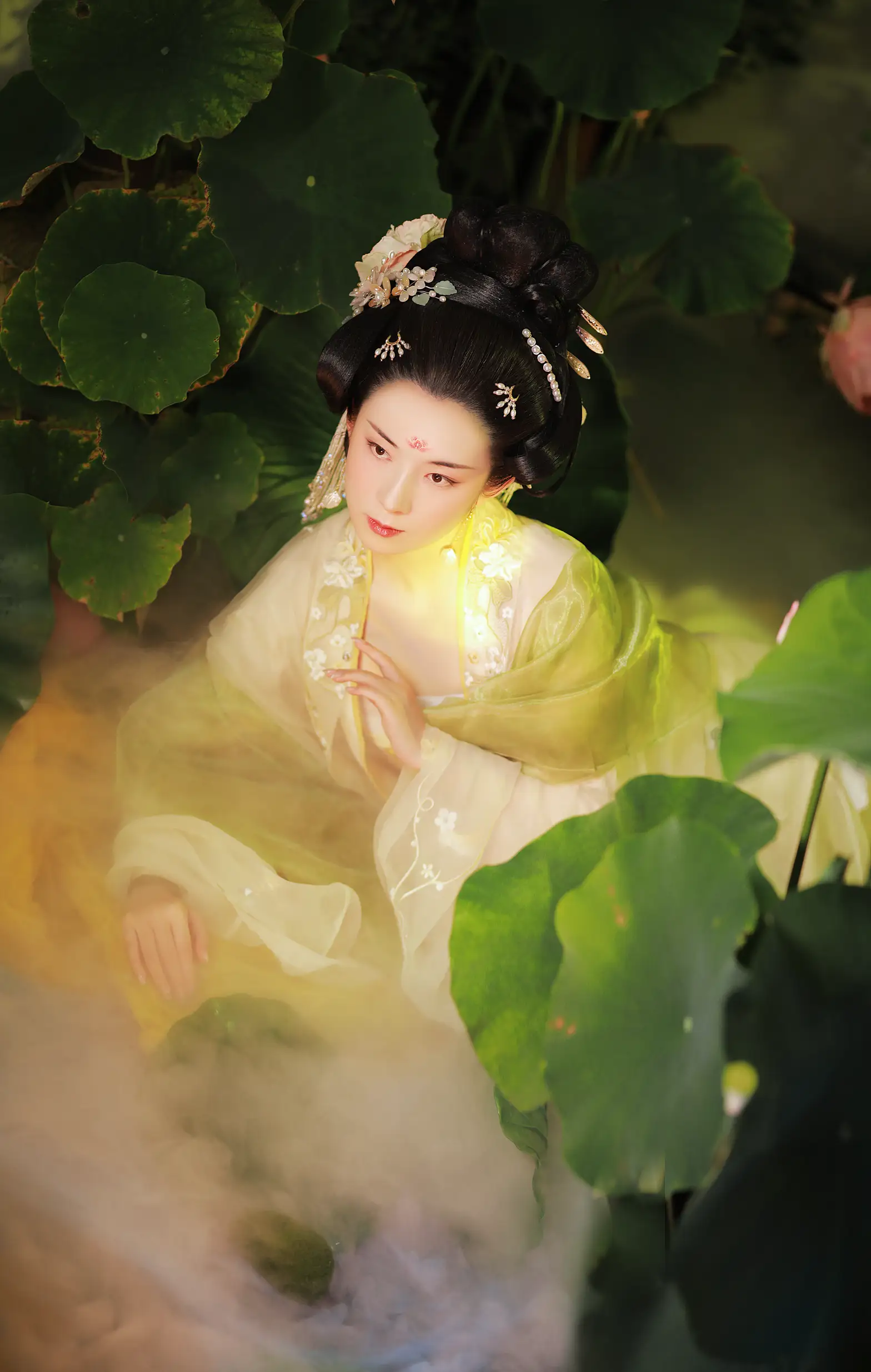 [YITUYU] 2022.09.09 Vol.1912 – Yunxiang clothes and flowers Xiangrong Ye Qingqiu#[32P]-1