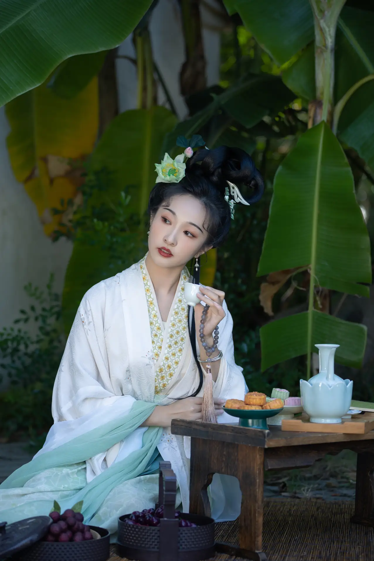 [艺图语] 2022.11.17 Vol.2458 – 绿了芭蕉 丸子有只猫#[34P]-2