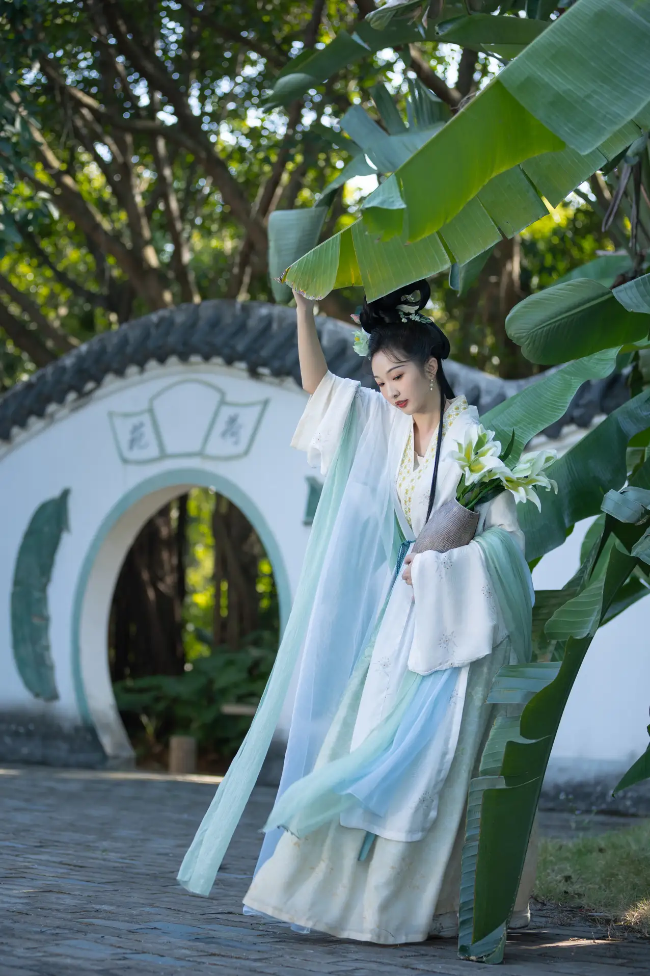 [艺图语] 2022.11.17 Vol.2458 – 绿了芭蕉 丸子有只猫#[34P]-3